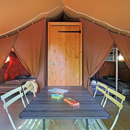 Huttopia Sarlat Buitenkant foto